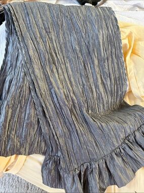 Bernie of New York Shimmery Crinkle Ruffle Scarf Wrap in Platinum Grey